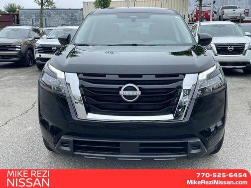 2025 Nissan Pathfinder S FWD
