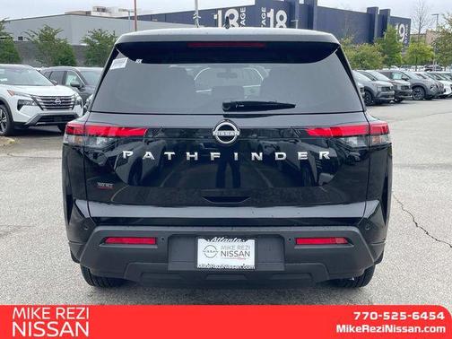 2025 Nissan Pathfinder S FWD
