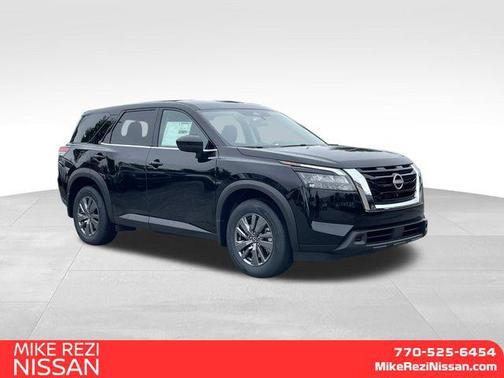 2025 Nissan Pathfinder S FWD