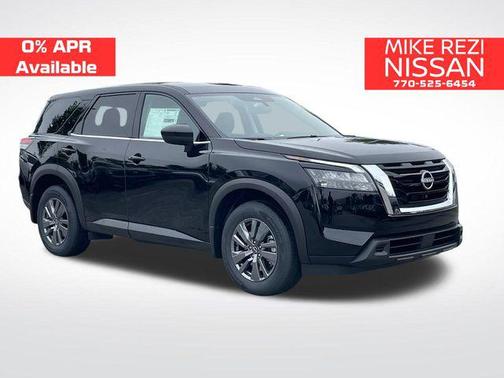 2025 Nissan Pathfinder S FWD