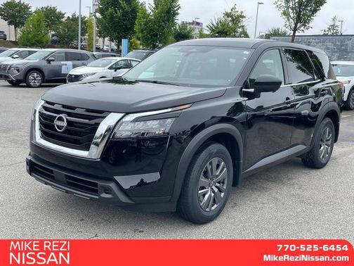 2025 Nissan Pathfinder S FWD