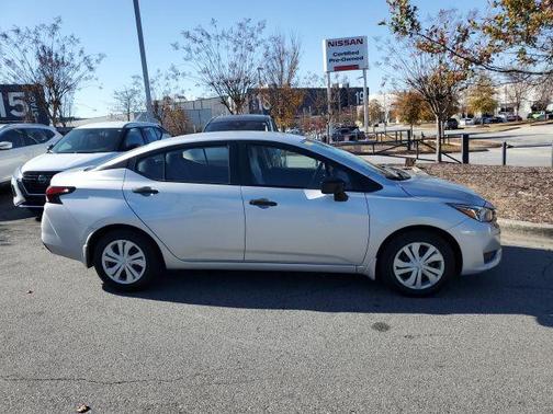 2023 Nissan Versa 1.6 S