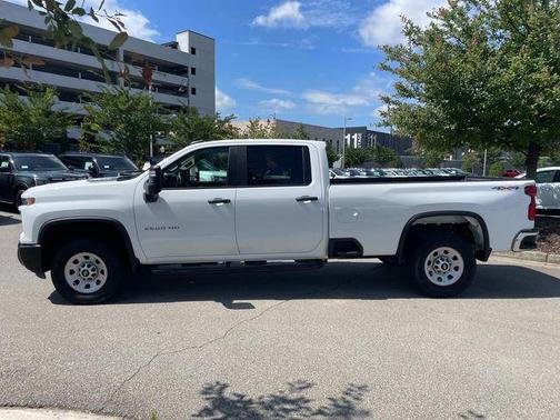 2024 Chevrolet Silverado 3500 WT