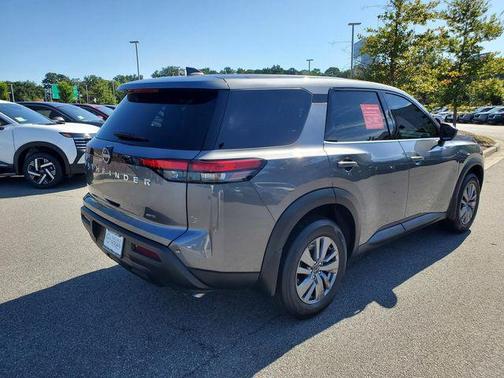 2025 Nissan Pathfinder S 4WD