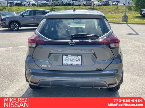 2025 Nissan Kicks S