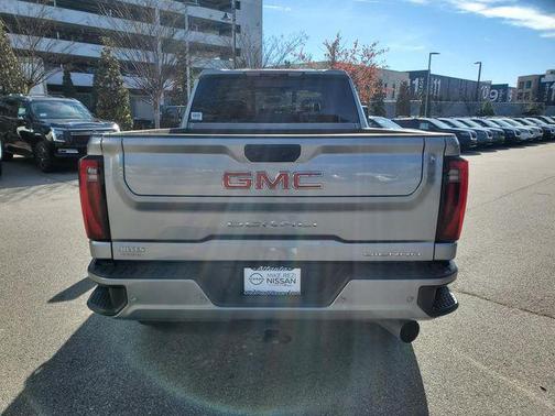 2024 GMC Sierra 2500 Denali