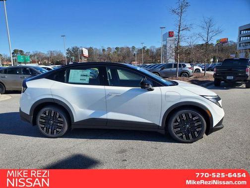 2026 Nissan Leaf PLATINUM+