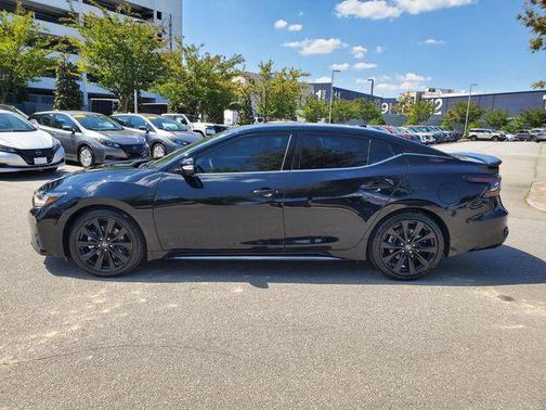 Super Black 2021 Nissan Maxima 3.5 SR