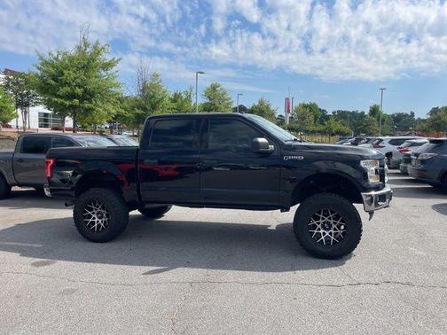 SHADOW BLACK 2017 Ford F-150 XLT