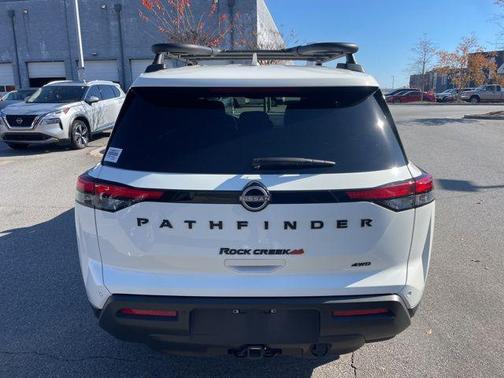 2024 Nissan Pathfinder Rock Creek 4WD