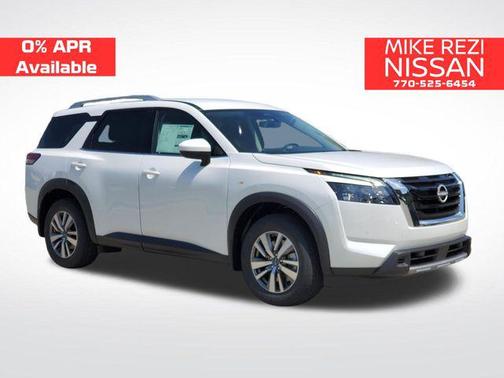 2025 Nissan Pathfinder SL FWD