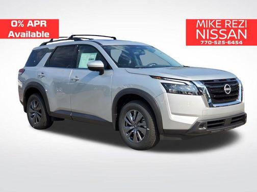 2025 Nissan Pathfinder SV 4WD