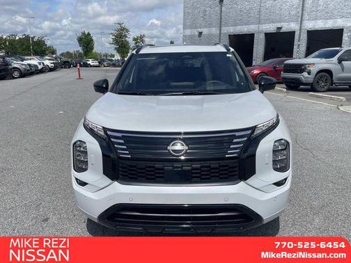 Alpine Frost 2026 Nissan Rogue Platinum