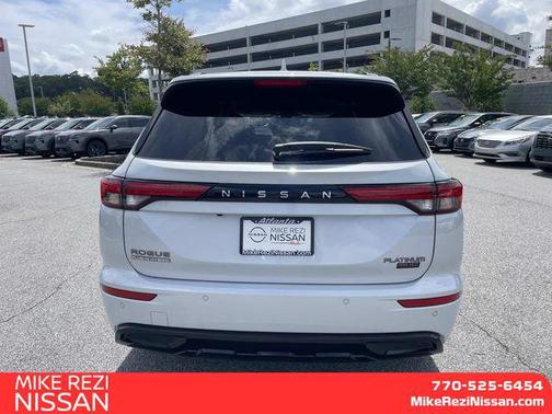 Alpine Frost 2026 Nissan Rogue Platinum