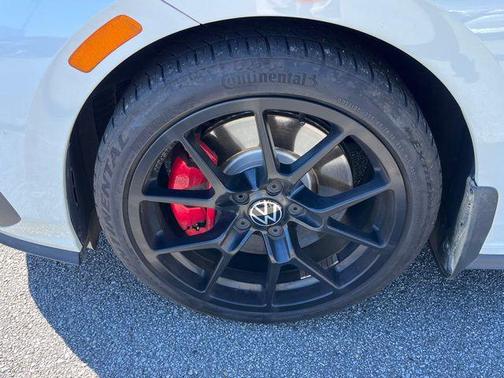 2022 Volkswagen Golf GTI 2.0T S DSG