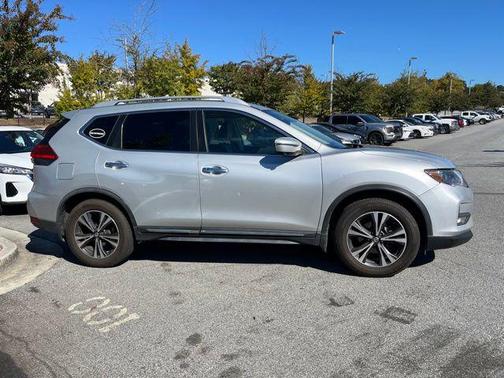 2017 Nissan Rogue SL