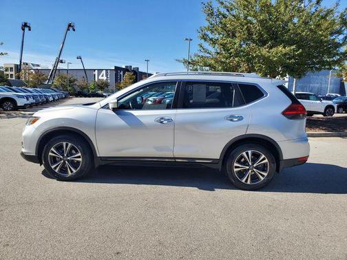2017 Nissan Rogue SL
