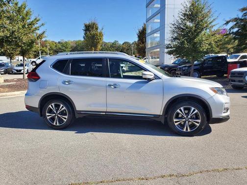 2017 Nissan Rogue SL