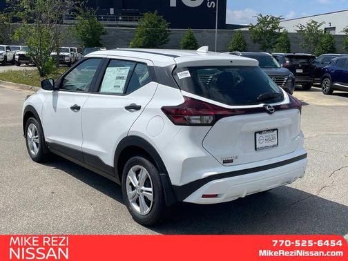 2025 Nissan Kicks S