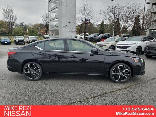 2026 Nissan Altima SR FWD