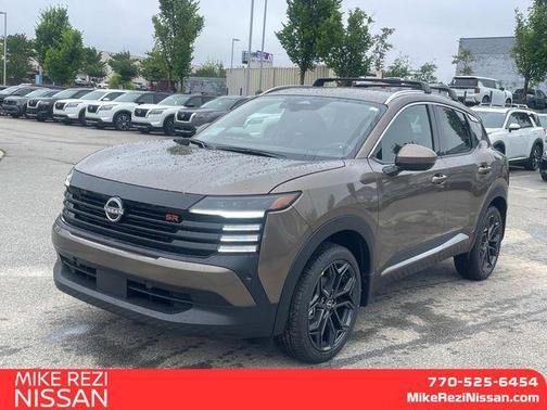 2025 Nissan Kicks SR