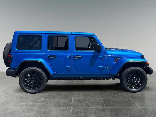 2025 Jeep Wrangler 4xe Sahara