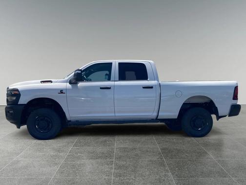2025 RAM 2500 Tradesman Crew Cab 4x4 6'4' Box
