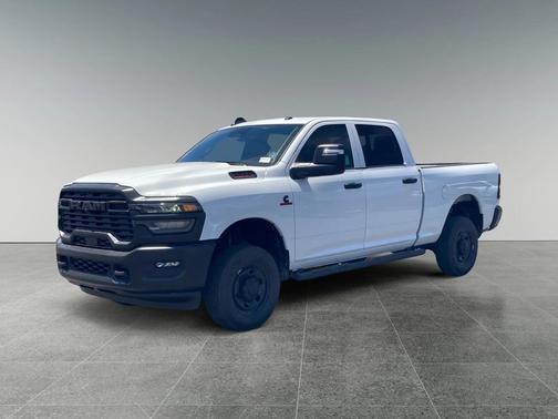2025 RAM 2500 Tradesman Crew Cab 4x4 6'4' Box