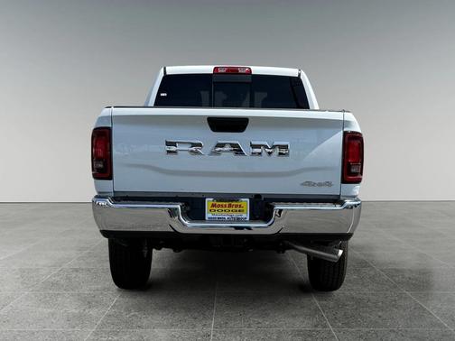 2025 RAM 2500 Tradesman Crew Cab 4x4 6'4' Box