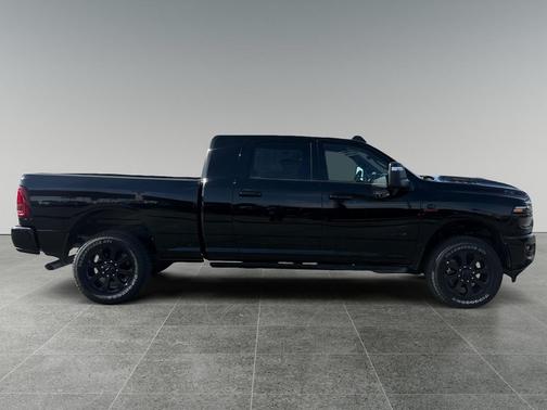 Diamond Black Crystal Pearlcoat 2026 RAM 3500 Laramie Mega Cab 4x4 6'4' Box
