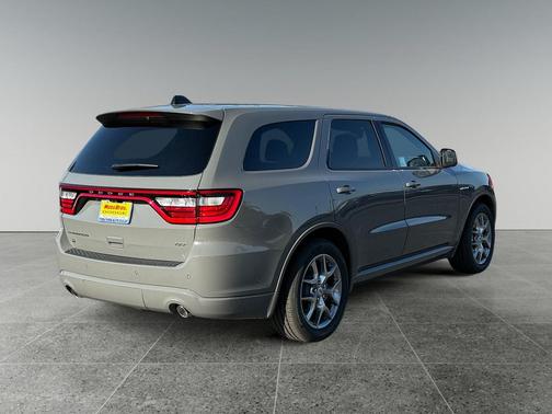 Destroyer Gray Clearcoat 2026 Dodge Durango GT HEMI V8