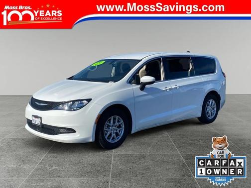 2022 Chrysler Voyager LX