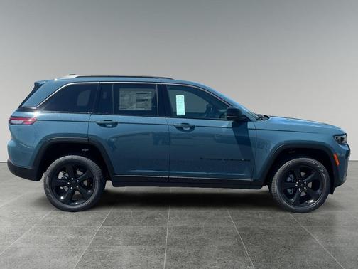 Steel Blue 2026 Jeep Grand Cherokee Limited