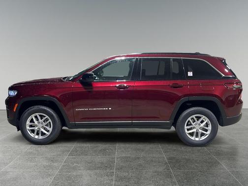 Velvet Red Pearlcoat 2026 Jeep Grand Cherokee Altitude