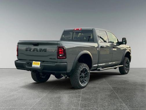 2026 RAM 2500 Tradesman Crew Cab 4x4 6'4' Box