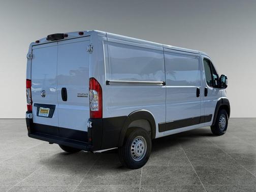 2026 RAM ProMaster 1500 Low Roof