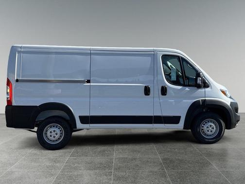 2026 RAM ProMaster 1500 Low Roof