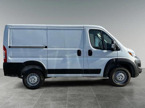 2026 RAM ProMaster 1500 Low Roof