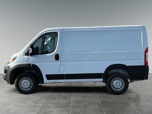 2026 RAM ProMaster 1500 Low Roof