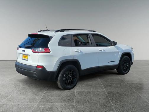 2023 Jeep Cherokee Altitude