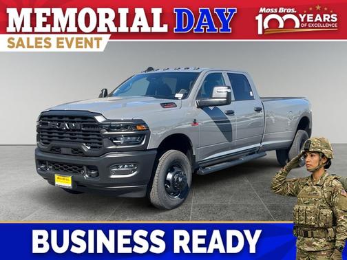 Ceramic Gray Clearcoat 2026 RAM 3500 Tradesman Crew Cab 4x4 8' Box