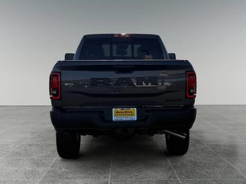 2026 RAM 2500 Tradesman Crew Cab 4x4 6'4' Box