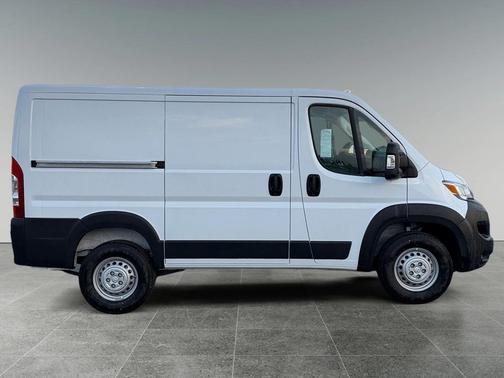 2026 RAM ProMaster 1500 Low Roof
