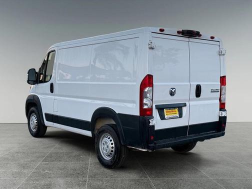 2026 RAM ProMaster 1500 Low Roof