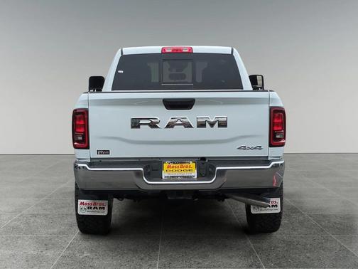 2025 RAM 2500 Tradesman Crew Cab 4x4 6'4' Box