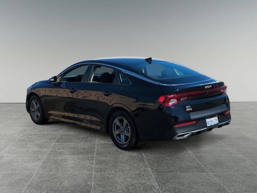 2023 Kia K5 LXS