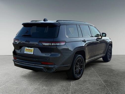 2025 Jeep Grand Cherokee L Summit Reserve