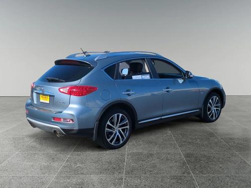 2017 INFINITI QX50 Base