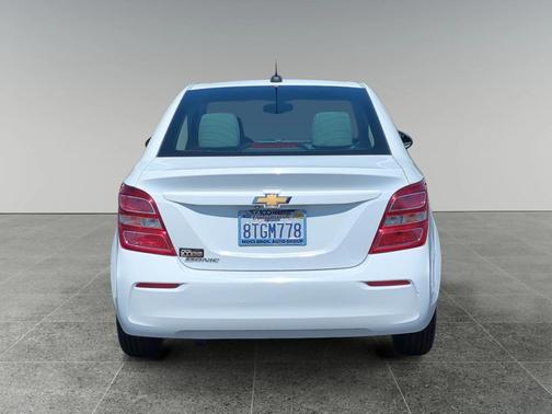 2017 Chevrolet Sonic LS