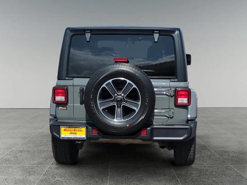 2023 Jeep Wrangler 4-Door Sahara 4x4